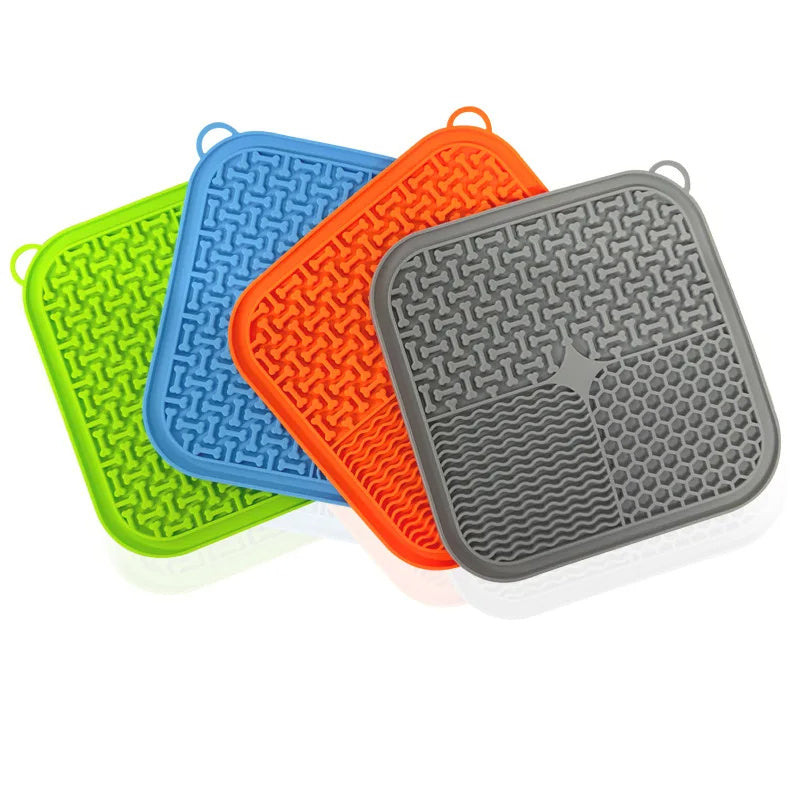 Textured Pet Lick Mat with Suction Cups – product image 3